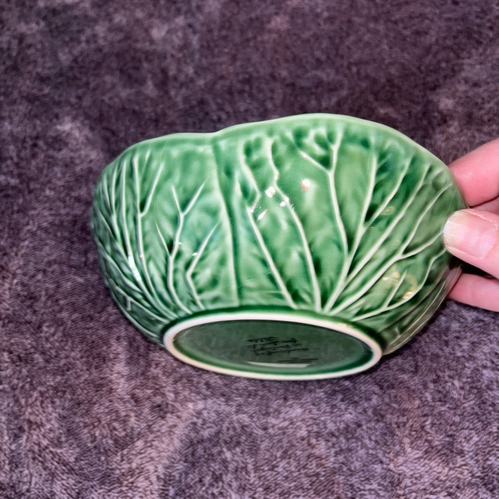 Sur La Table Green Leaf Ceramic Bowl‎